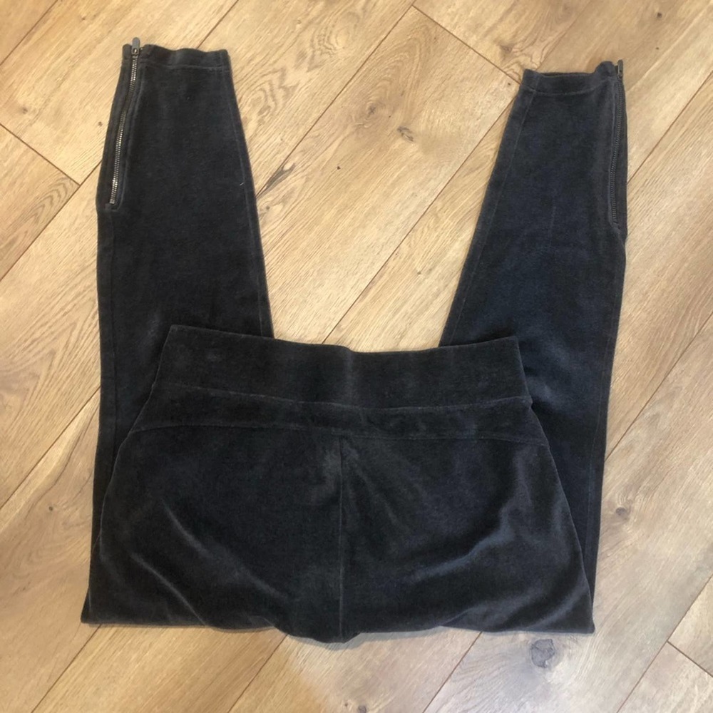 ATHLETA Dark Gray Velour Velluxe Joggers Size Small - Picture 8 of 11